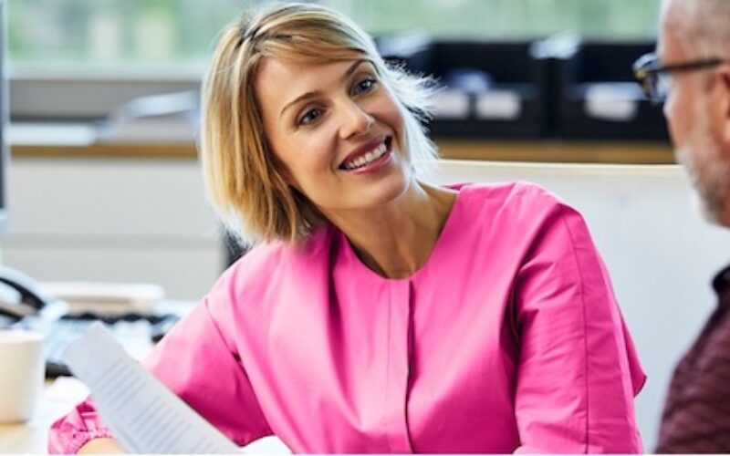 Benefits of Working with a Broker When Seeking Short Term Finance